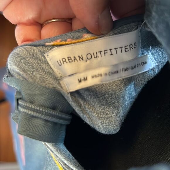 Urban Outfitters Layla Straight-Neck Tie-Back Midi Dress. Size Medium - Picture 10 of 11